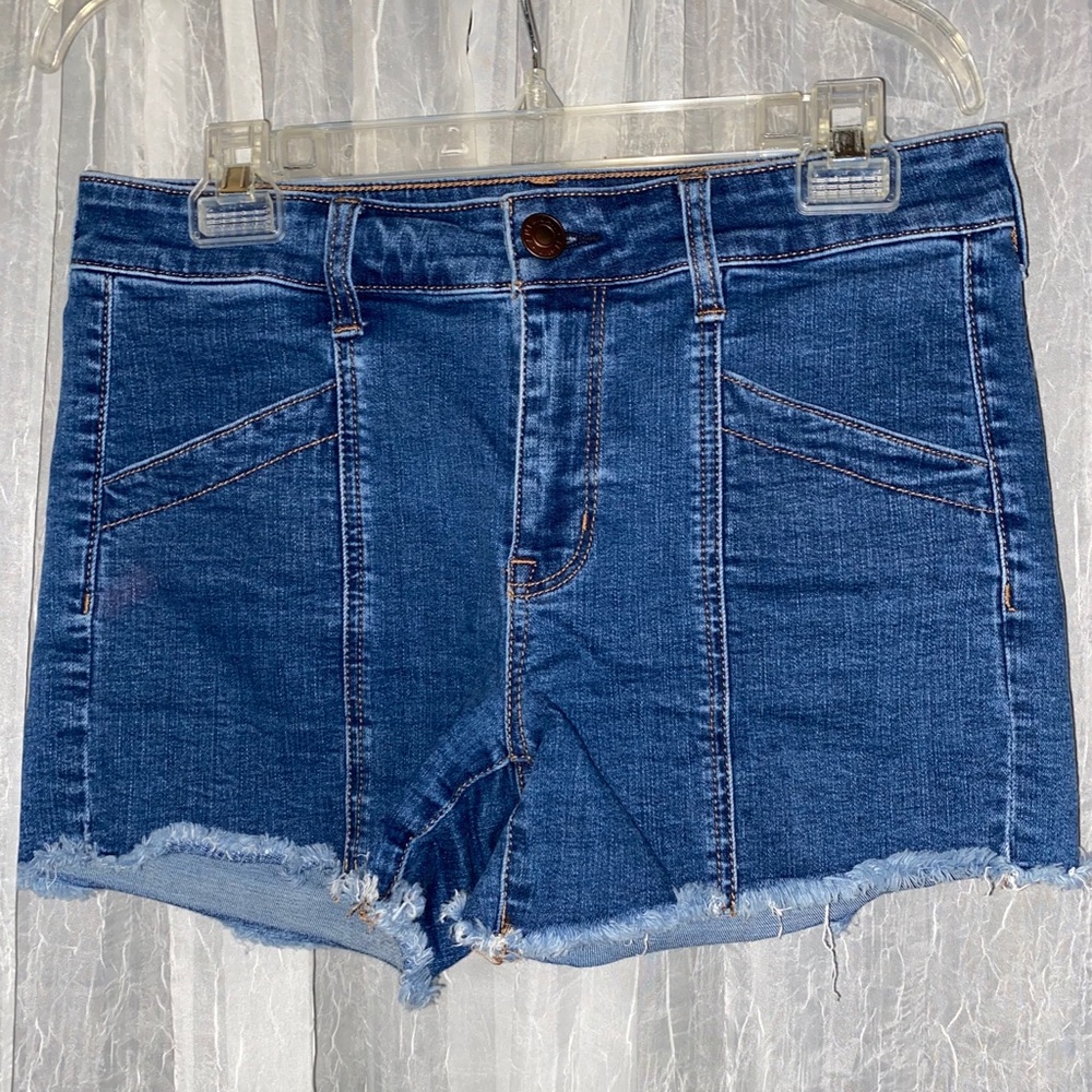 AE shorts